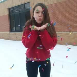 Meet your Posher, Olivia